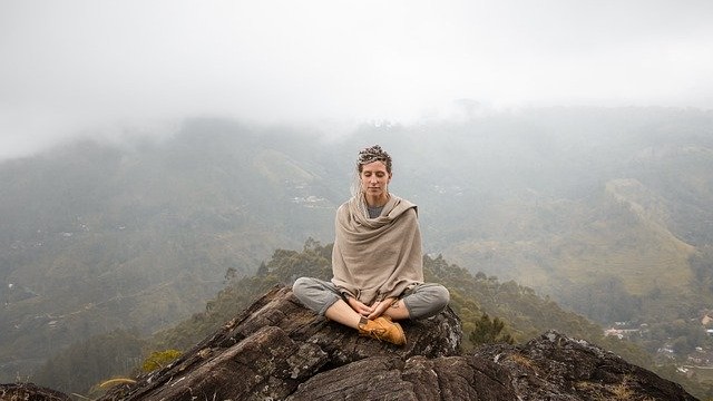 Cómo eliminar la ansiedad con la meditación diaria